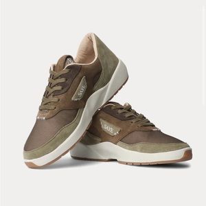 Saye Modelo 95 Terra - suede leather green sneakers